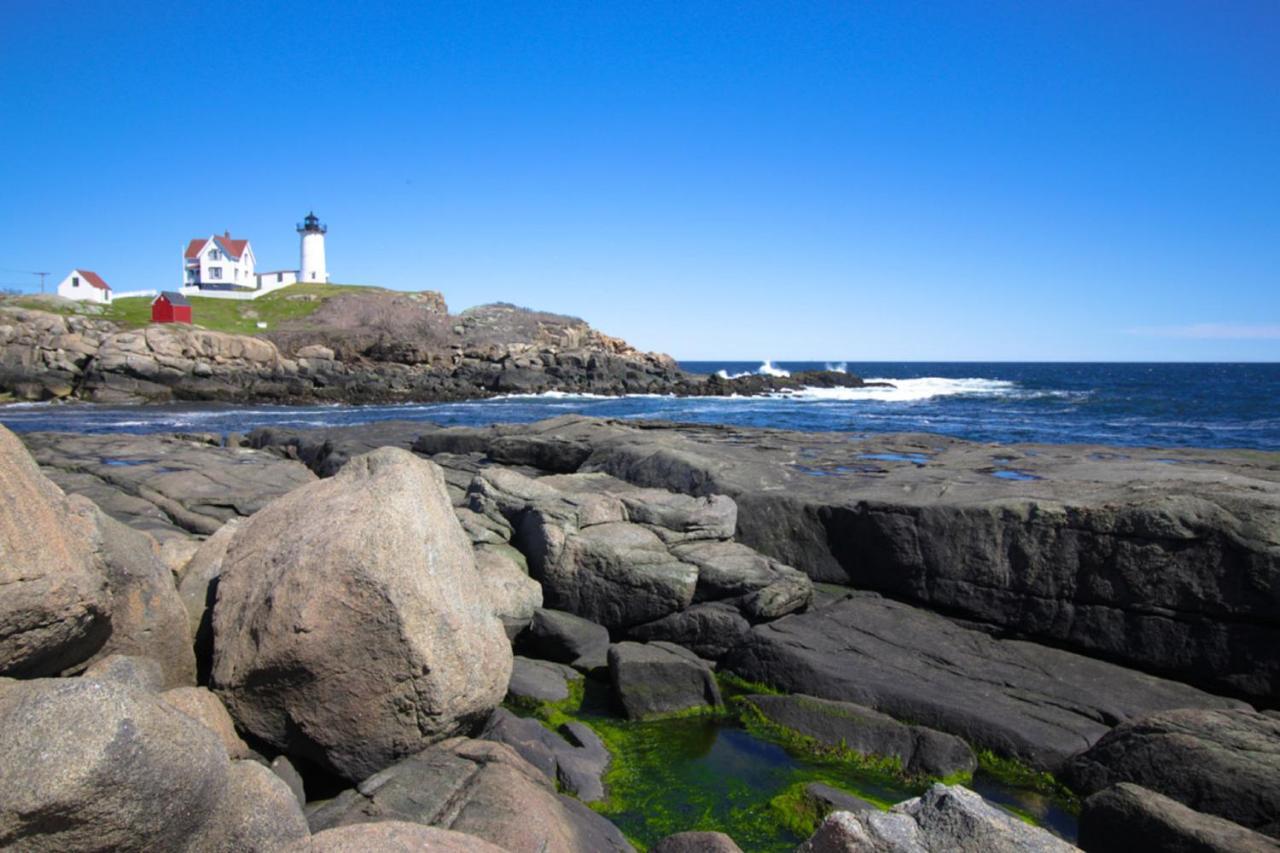 Castle Rock & Sea Belle Cottages York Eksteriør billede